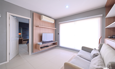For sale 2 bedrooms condo in Huai Khwang, Bangkok