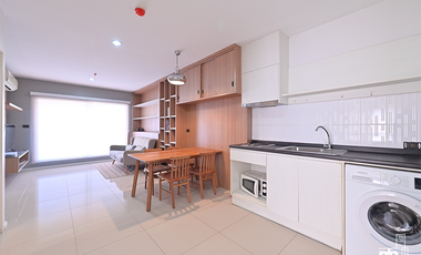 For sale 2 bedrooms condo in Huai Khwang, Bangkok