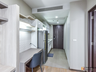 For sale 1 bed condo in Pathum Wan, Bangkok
