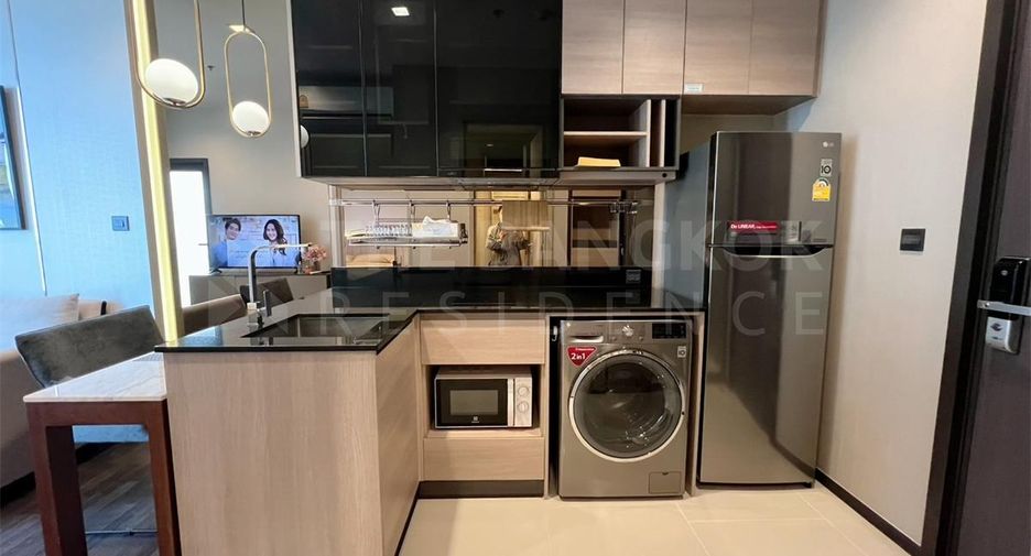 For sale 1 bed condo in Huai Khwang, Bangkok