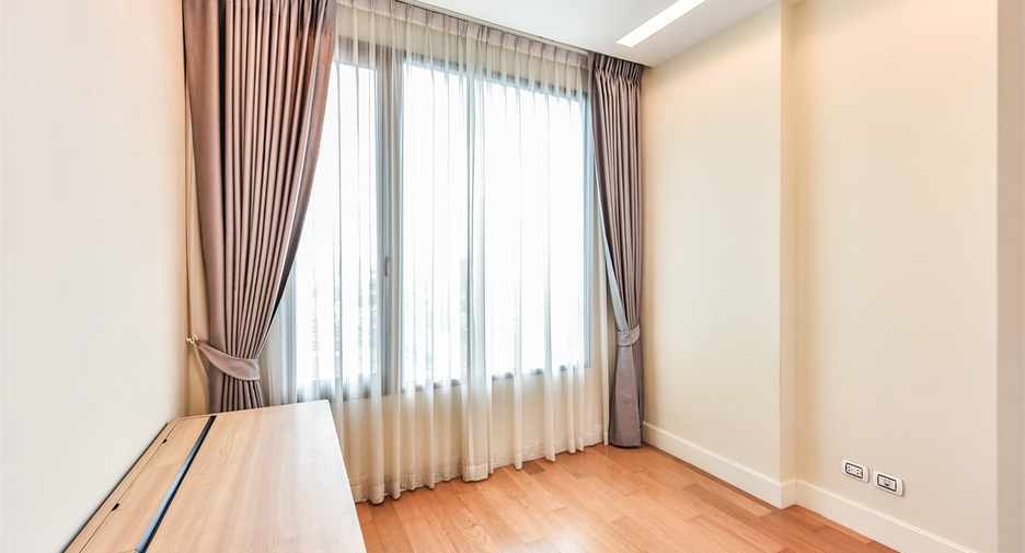 For sale 2 bedrooms condo in Chatuchak, Bangkok