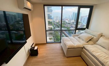 For rent 2 bedrooms condo in Yan Nawa, Bangkok