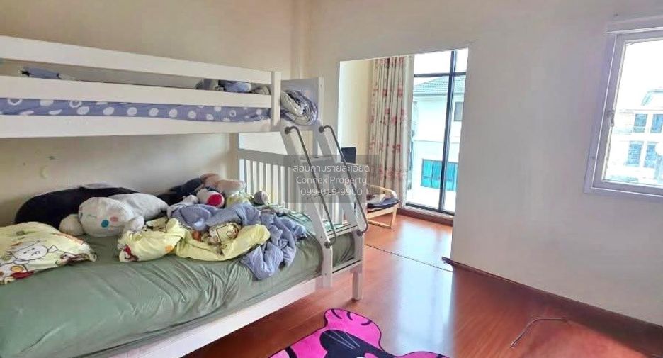 For rent 3 bedrooms townhouse in Prawet, Bangkok