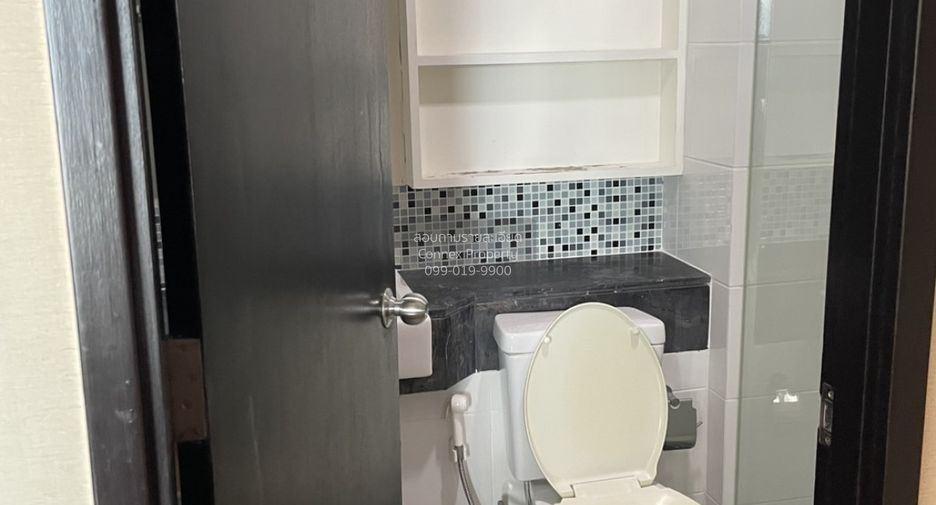 For rent 2 bedrooms condo in Din Daeng, Bangkok