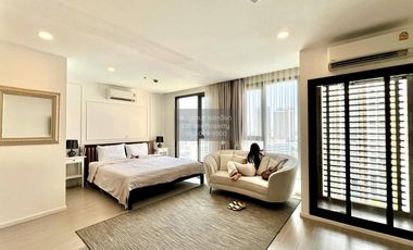 For rent 2 bedrooms condo in Phaya Thai, Bangkok