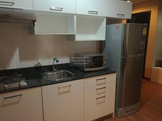 For rent 2 bedrooms condo in Din Daeng, Bangkok
