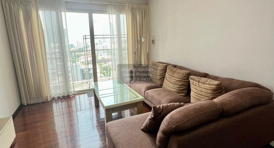 For rent 2 bedrooms condo in Watthana, Bangkok