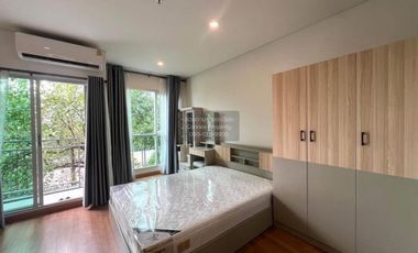 For rent 1 bed condo in Yan Nawa, Bangkok