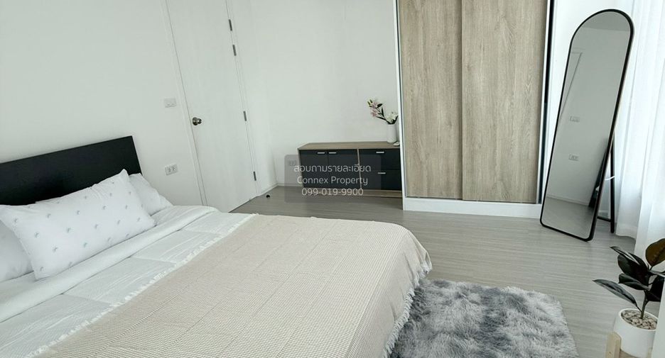 For rent 2 bedrooms condo in Phaya Thai, Bangkok