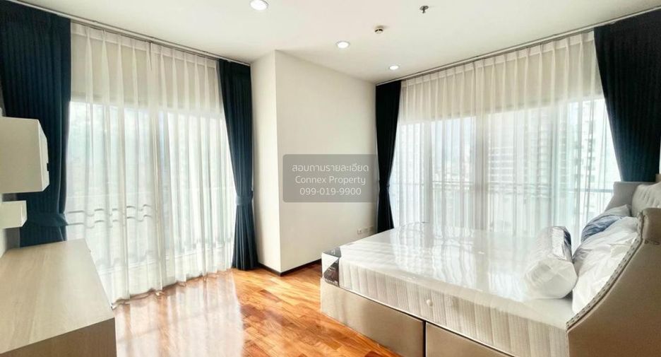 For rent 2 bedrooms condo in Watthana, Bangkok