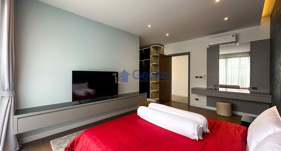 Casa en venta de 5 habitaciones en Bang Lamung, Chonburi