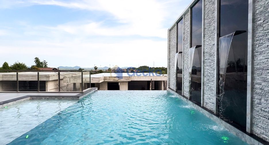 Casa en venta de 5 habitaciones en Bang Lamung, Chonburi