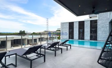 For sale 5 bedrooms house in Bang Lamung, Chonburi