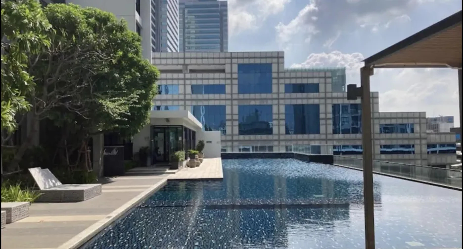 For rent 1 bed condo in Huai Khwang, Bangkok