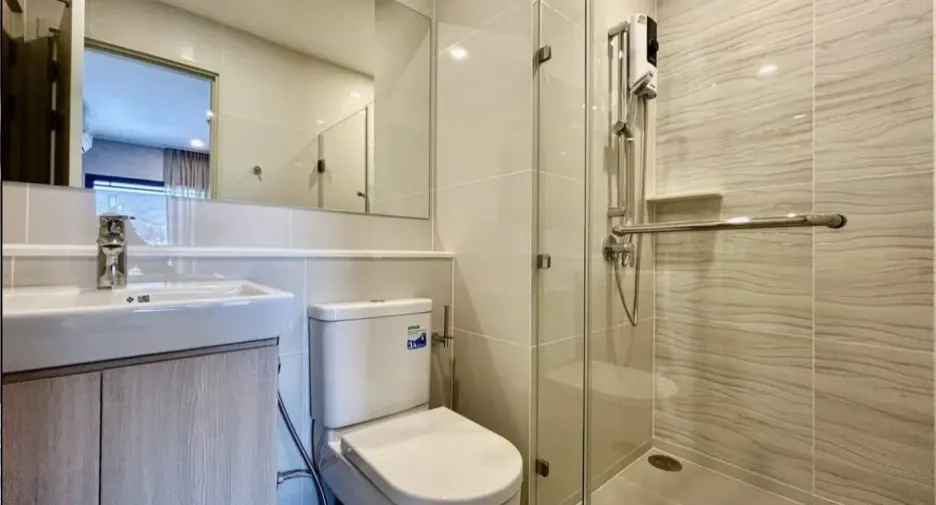 À louer 1 chambre condo à Khlong Toei, Bangkok
