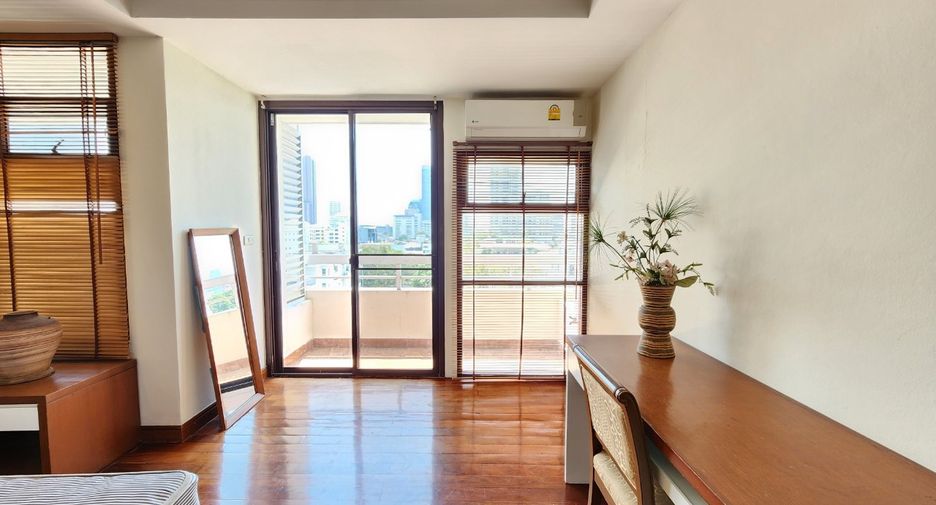 Wohnung zur Miete mit 5 Zimmer in Khlong Toei, Bangkok