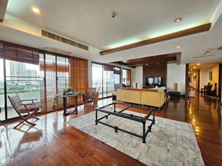 For rent 5 bedrooms condo in Khlong Toei, Bangkok