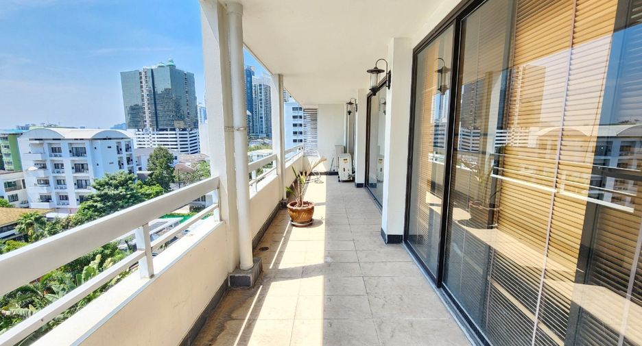 Wohnung zur Miete mit 5 Zimmer in Khlong Toei, Bangkok