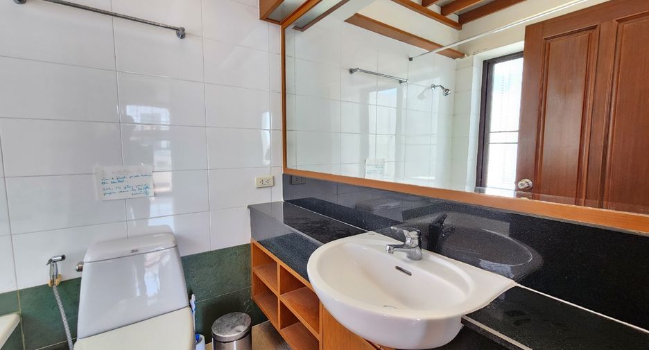 Wohnung zur Miete mit 5 Zimmer in Khlong Toei, Bangkok