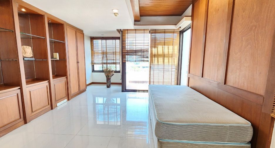 Wohnung zur Miete mit 5 Zimmer in Khlong Toei, Bangkok