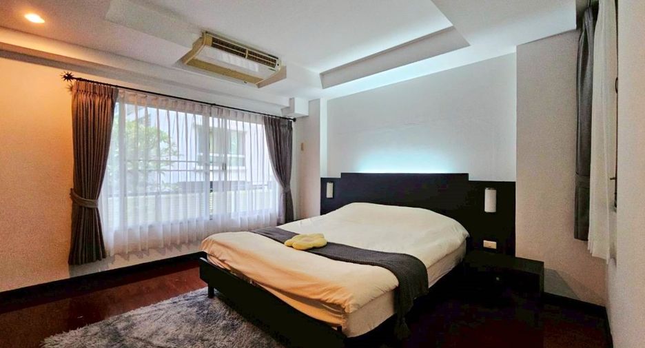 Wohnung zur Miete mit 3 Zimmer in Watthana, Bangkok