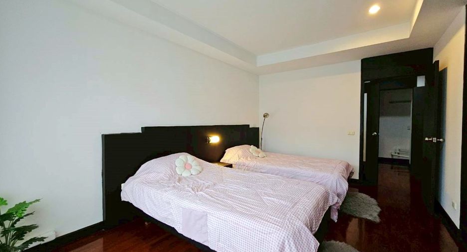 Wohnung zur Miete mit 3 Zimmer in Watthana, Bangkok
