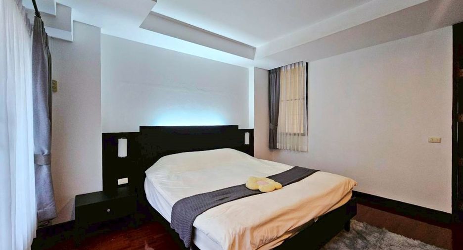Wohnung zur Miete mit 3 Zimmer in Watthana, Bangkok