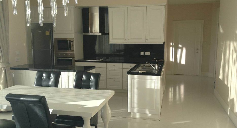 Condo en alquiler de 2 habitaciones en Watthana, Bangkok