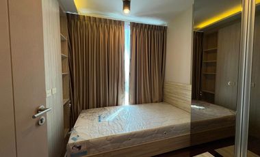 Condo en alquiler y en venta de 3 habitaciones en Phra Khanong, Bangkok
