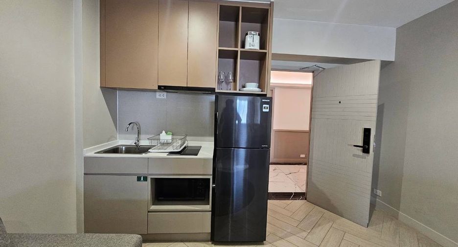 For rent studio condo in Watthana, Bangkok