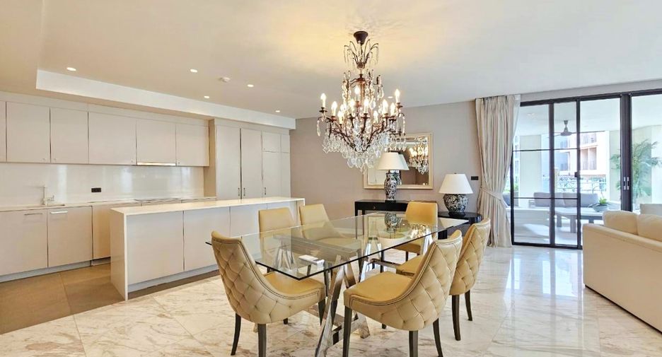 For rent 3 bedrooms condo in Watthana, Bangkok