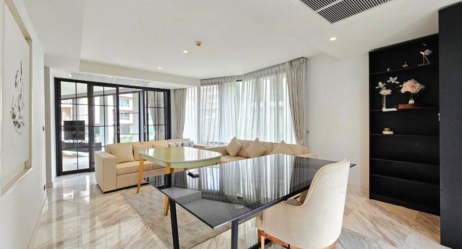 For rent 3 bedrooms condo in Watthana, Bangkok