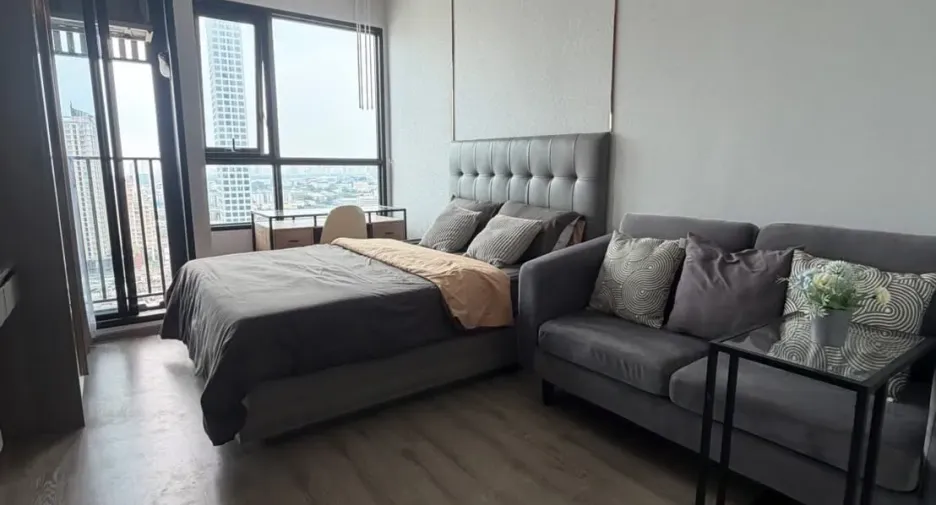 À louer studio condo à Watthana, Bangkok