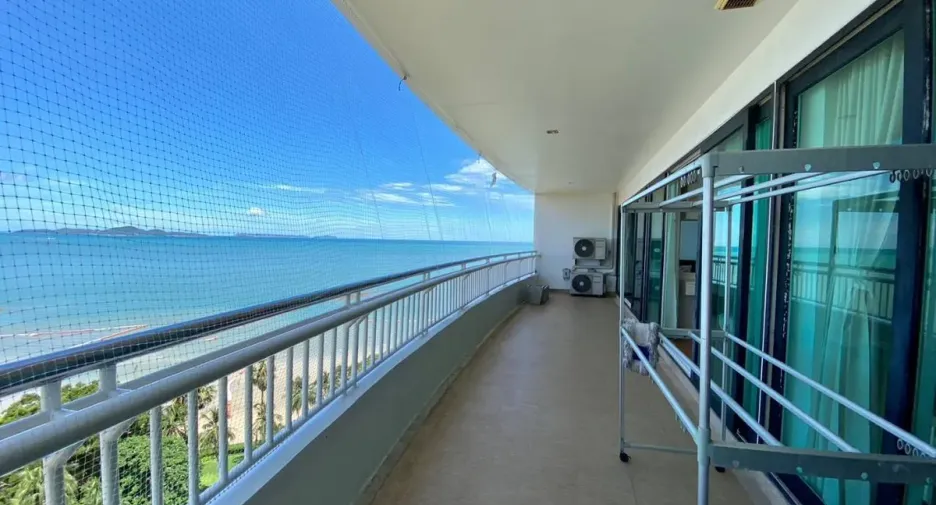 For rent 2 bedrooms condo in Bang Lamung, Chonburi