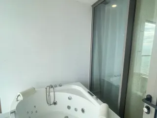 For rent and for sale 2 bedrooms condo in Bang Lamung, Chonburi