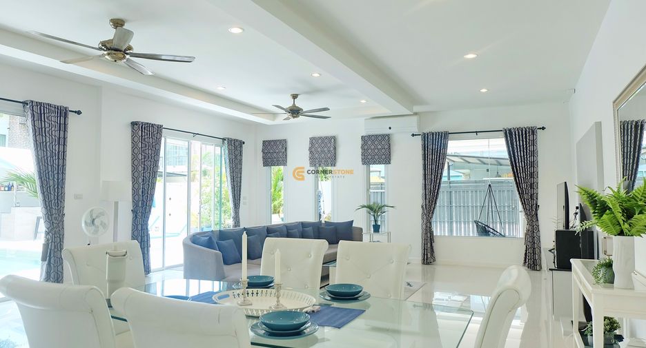 For rent 4 bedrooms house in Huay Yai, Pattaya