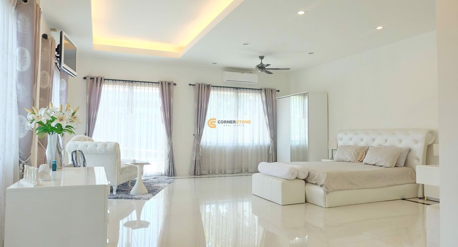 For rent 4 bedrooms house in Huay Yai, Pattaya