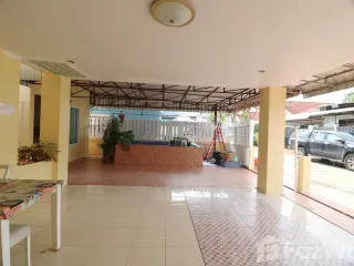 Продажа 3 спальни дом в Mueang Udon Thani, Удонтани