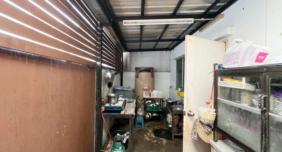 Casa adosada en venta de 3 habitaciones en Mueang Pathum Thani, Pathum Thani