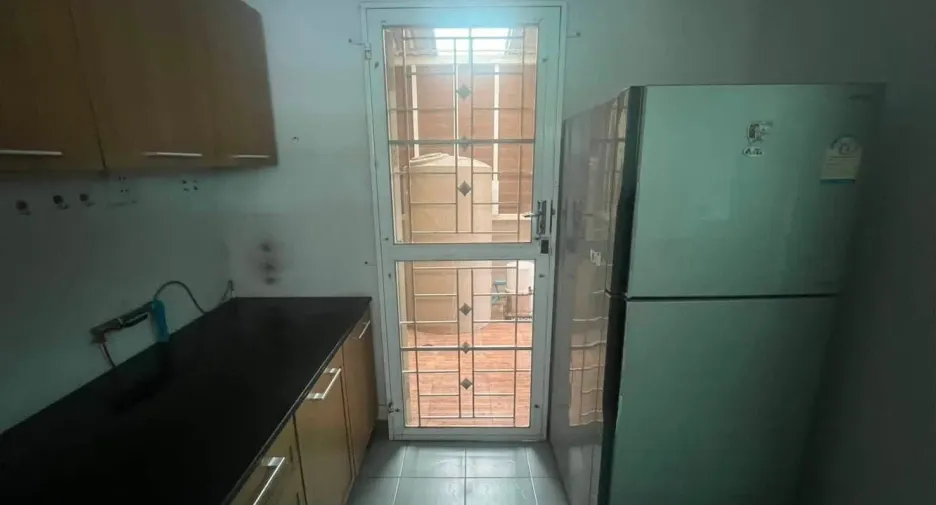 Casa en alquiler de 3 habitaciones en Lam Luk Ka, Pathum Thani