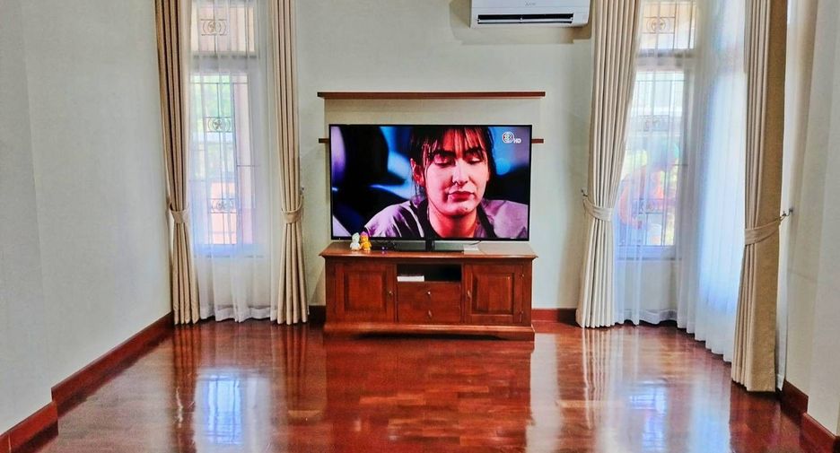For sale 3 bedrooms house in Phasi Charoen, Bangkok