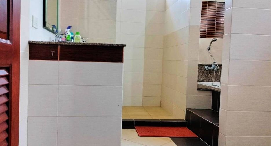 For sale 3 bedrooms house in Phasi Charoen, Bangkok