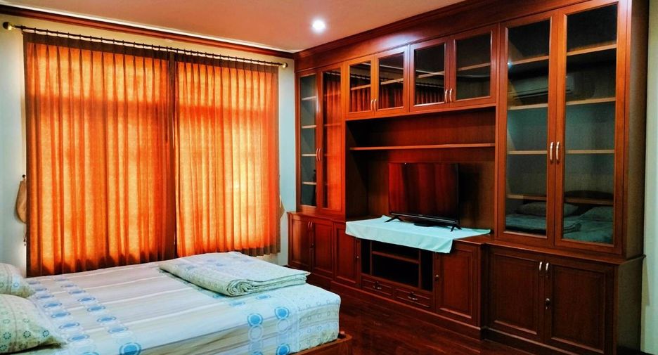 For sale 3 bedrooms house in Phasi Charoen, Bangkok