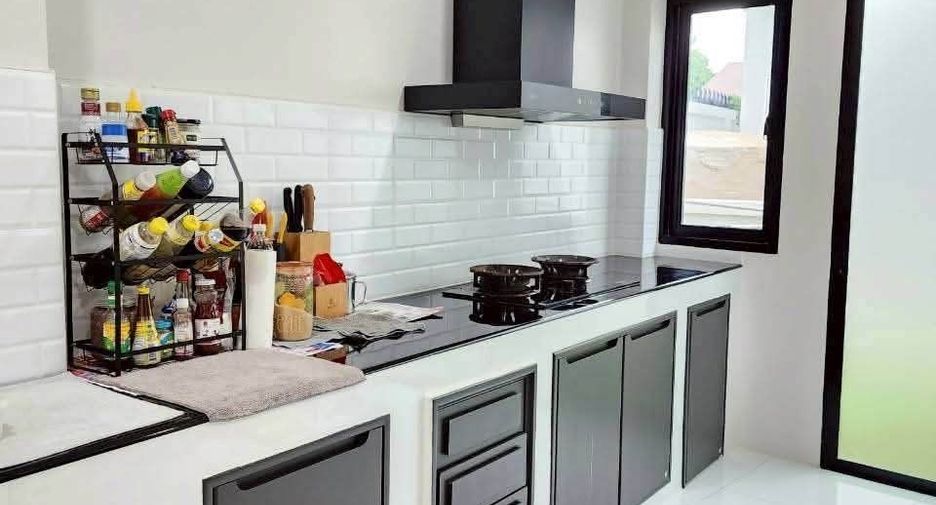 For rent 4 bedrooms house in Hang Dong, Chiang Mai