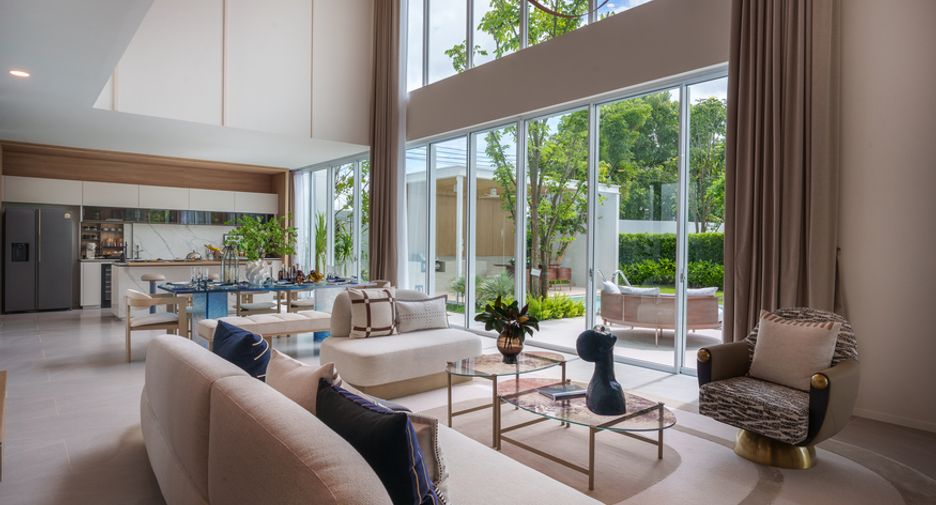 For sale 4 bedrooms villa in Thalang, Phuket