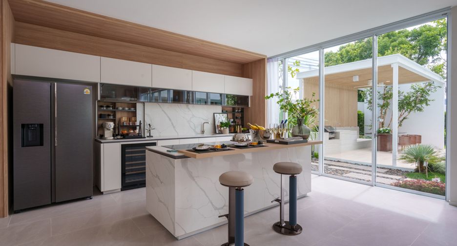 For sale 4 bedrooms villa in Thalang, Phuket