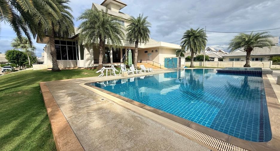 For sale 2 bedrooms villa in Hua Hin, Prachuap Khiri Khan