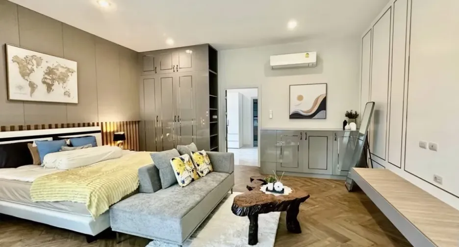 For sale and for rent 6 bedrooms villa in Huay Yai, Pattaya