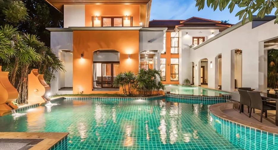 À vendre et à louer 4 chambres villa à Bang Lamung, Chonburi