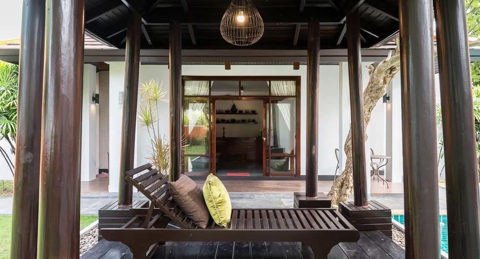 À vendre et à louer 4 chambres villa à Bang Lamung, Chonburi